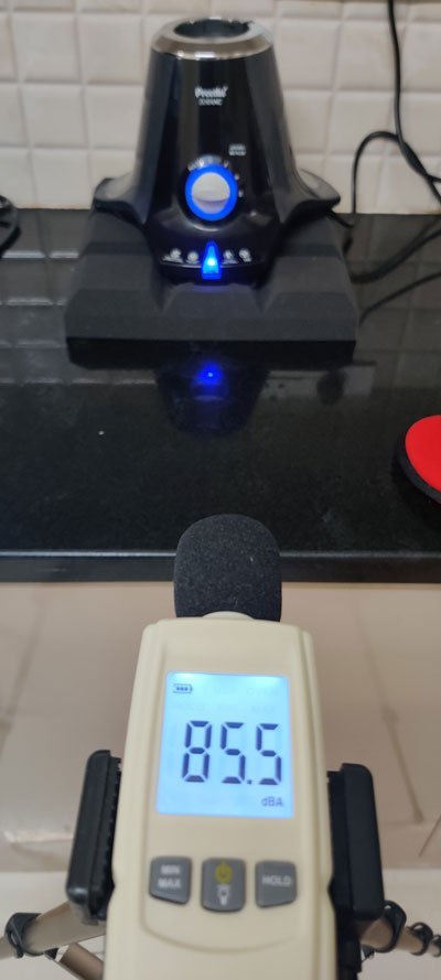 reduce mixer grinder noise- sound level when using only 1 foam piece.