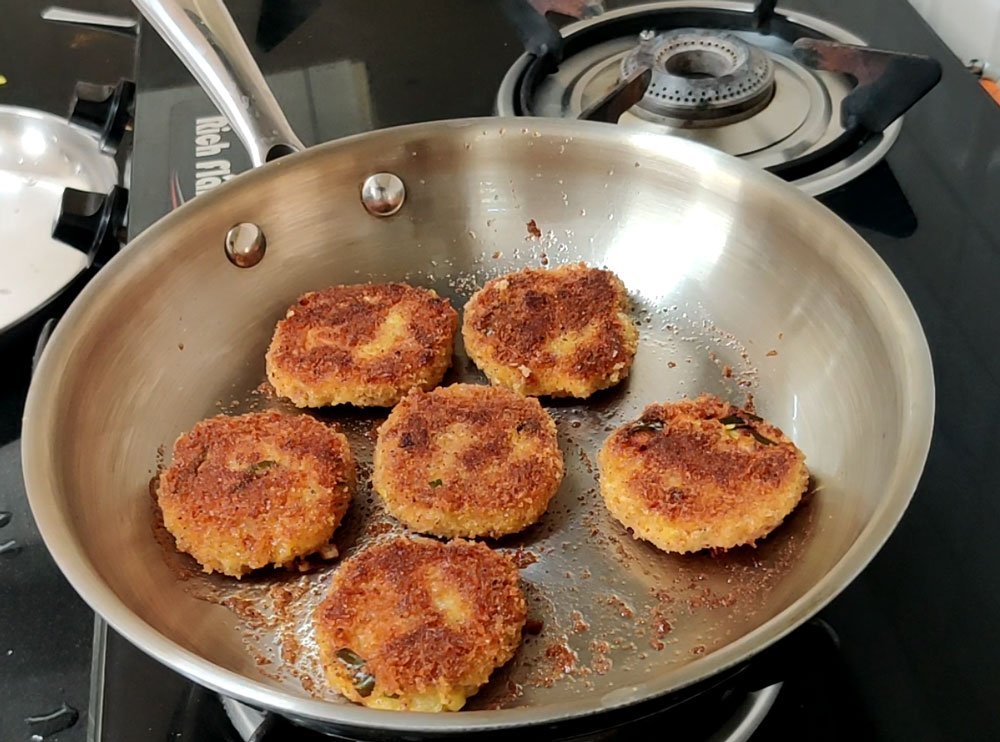 cooking in prestige frying pan