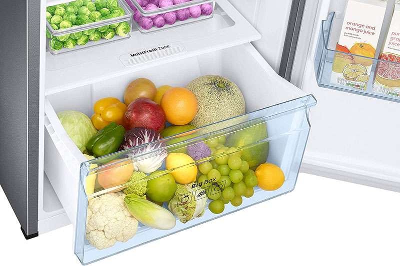 size is a consideration when deciding how to choose a refrigerator