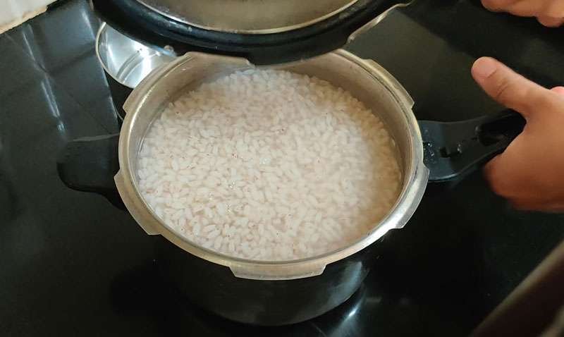 rice cooked in Pigeon Pressure cooker