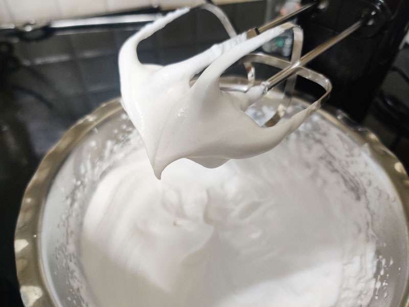 making whipped cream for philips hr3705 hand mixer review