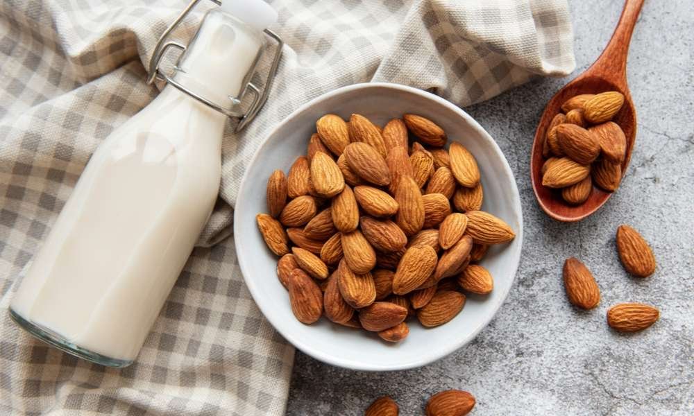 benefits of soaked almonds