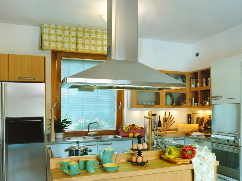 types of kitchen chimneys- island chimney